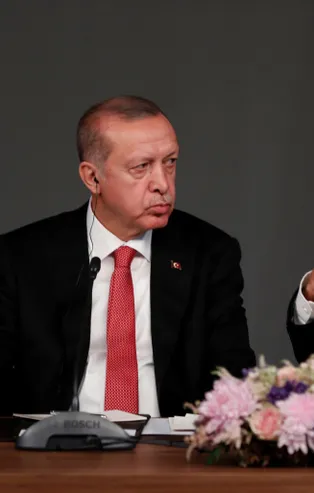Dışişleri Bakanı Mevlüt Çavuşoğlu açıkladı! Macron Başkan Erdoğan'a el yazısı ile mektup gönderdi: "Değerli Tayyip..."