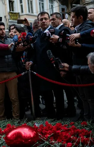 Türkiye İstiklal'deki bombalı saldırıya ağlarken CHP'li İBB Başkanı Ekrem İmamoğlu "saksı" derdine düştü Murat Ongun ise güldü