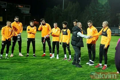 Galatasaray’ı sallayan Ozan Kabak ile Mustafa Kapı karesi! Futbolcuların çocukluk fotoğrafları
