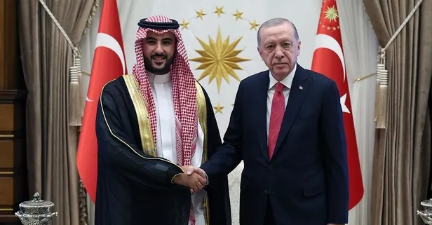 Başkan Erdoğan Suudi Arabistan Savunma Bakanı Halid bin Selman el-Suud'u kabul etti