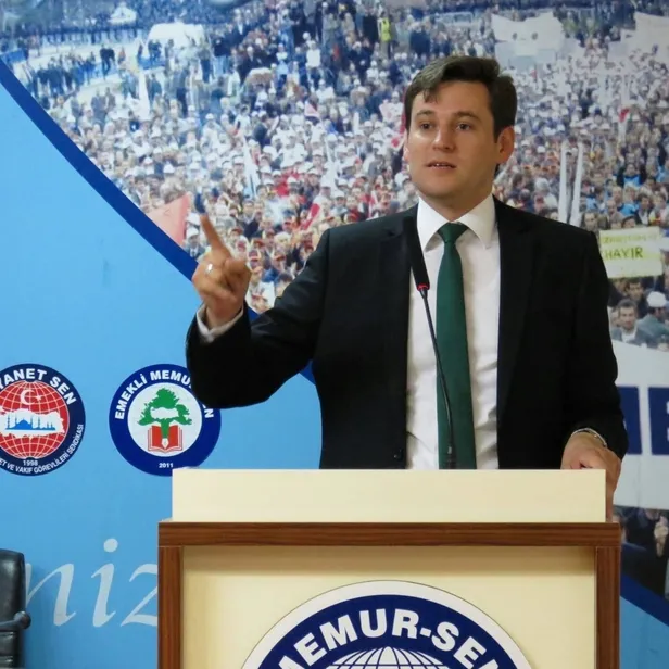 CHP'li Mansur Yavaş’tan faşizan baskı! Sakalı yasakladı, kravat takma zorunluluğu getirdi-1