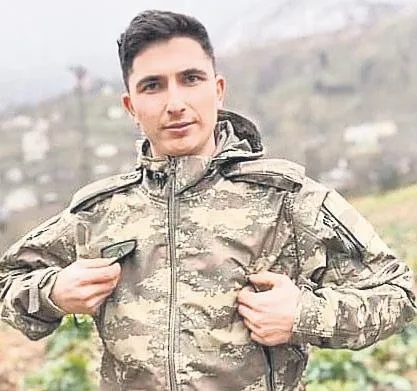 merak-etme-anne-usumuyorum-sehit-uzman-cavus-mustafa-yildizin-annesiyle-son-konusmasi-yurekleri-dagladi-1669506741920.jpeg "Merak etme anne üşümüyorum"! Şehit Uzman Çavuş Mustafa Yıldız’ın annesiyle son konuşması yürekleri dağladı-7