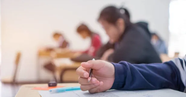 TYT hangi sorular iptal edilecek? YKS 2023 iptal edilen soru var mı? Tartışmalar başladı! Mona Rosa, Eyfel Kulesi, Maskelenmiş depresyon...