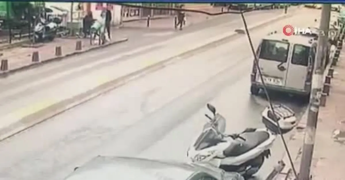 İstanbul’da İETT kazası kamerada: Otobüsün çarptığı kadın ağır yaralandı