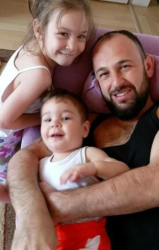 Bursa'da silah sesleri üzerine eve giden baba 2 çocuğu ve eşini kanlar içinde buldu