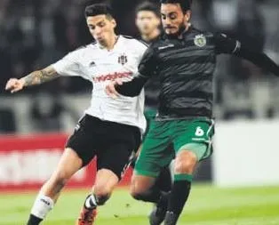 Eski Trabzonlu eski hocasına karşı oynadı