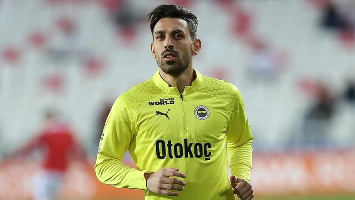 Yıldız futbolcu İrfan Can Kahveci'nin en büyük hayali Fenerbahçe'de şampiyon olmak