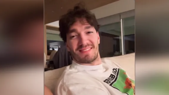 Ebru Şahin ve Cedi Osman'dan esprili video: "Camlar, kapılar hepsi kilitli, güvendeyiz bu akşam"