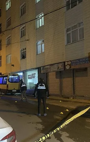 Son dakika: Gaziosmanpaşa'da silahlar konuştu: 1 ölü, 4 yaralı! Ekipler alarmda