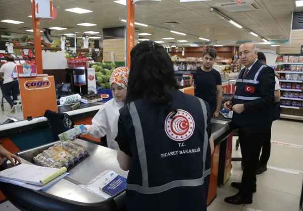 Kocaeli, Antalya ve Samsun'da fahiş fiyat denetimi! Ceza yağdı! Sebze, meyve, bakliyat, makarna, şarküteri, sıvı yağ, temizlik malzemesi...-5