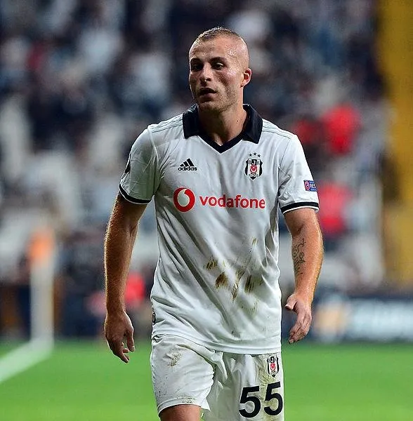 Galatasaray yerli rotasyonunu genişletmek için düğmeye bastı!-2