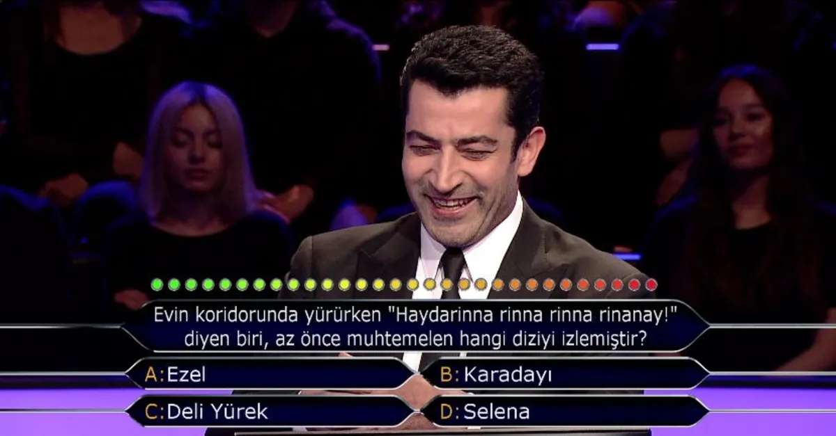 Kenan İmirzalıoğlu'nu gülümseten soru! Haydarinna rinna rinna rinanay diyen biri hangi diziyi izlemiştir?