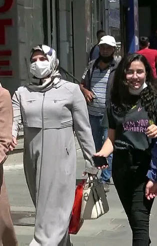 Erzurum Valisi'nden korkutan koronavirüs uyarısı: Günlük vakalar 200'e kadar çıktı!