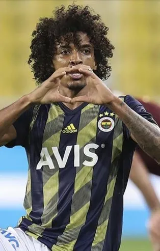 Fenerbahçe’de taşlar yerinden oynuyor