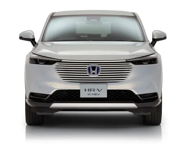 Honda’nın yeni HR-V modeli tanıtıldı! Yeni nesil hibrit güç aktarma sistemi ile yollara çıkıyor-5