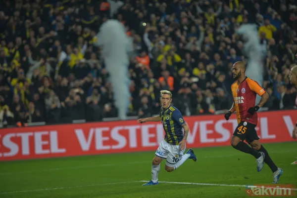 Fenerbahçe - Galatasaray derbisinde dikkat çeken kareler! O hareket damga vurdu... - 32