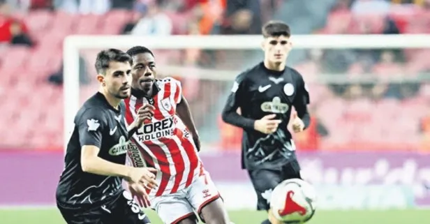 Samsunspor ile Rizespor 1-1 berabere kaldı