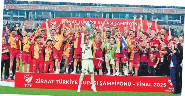 Ligde şampiyonluk için gün sayan Galatasaray, Trabzonspor’u yenerek Türkiye Kupası’nın sahibi oldu!