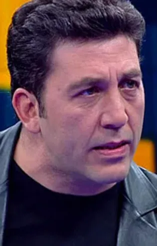 Emre Kınay Kadıköy'de umduğunu bulamadı