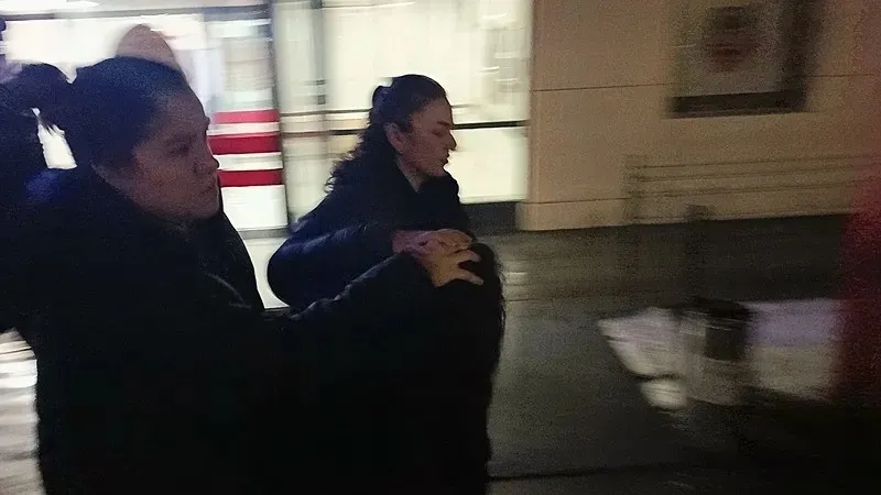 3 şüpheli Yalova'ya getirildi. (İHA)