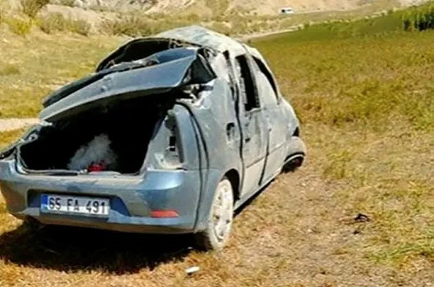 Van'da feci kaza! Otomobil takla attı