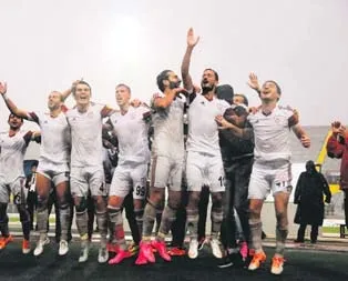 İzmir derbisinde Altınordu Göztepe’yi vurdu