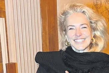 Evli mutlu çalışkan | Burcu Esmersoy'dan samimi açıklamalar: "Ben çalışmayı çok seviyorum, eşim de seviyor"