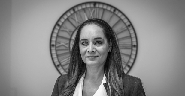 Neşe Erberk annesi Gülşen Erberk’in acı haberini duyurdu