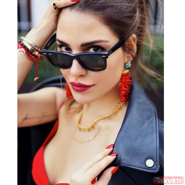 Yeşilçam’ın Sultan’ı Türkan Şoray’ın kızı Yağmur Ünal’dan havuz pozları! Kırmızı bikinisiyle peş peşe yayınladı! Fit hali... - 4