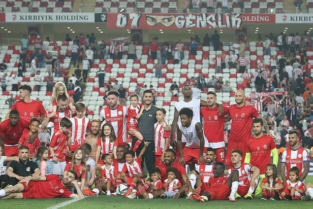 Nuri Şahin'in tek rakibi Jurgen Klopp! Galatasaray maçında rekorları altüst etti!-2