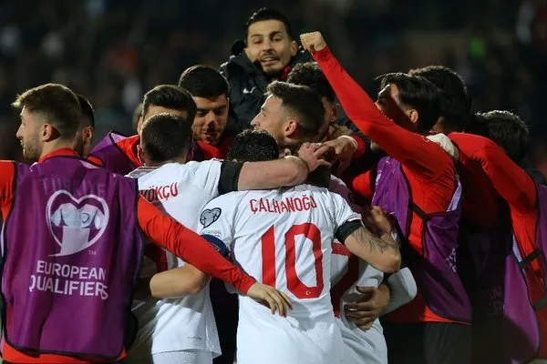 turkiye-hirvatistan-canli-mac-izle-turkiye-hirvatistan-maci-canli-izle-bedava-kesintisiz-sifresiz-trt-1-canli-1680019959172.jpeg TÜRKİYE HIRVATİSTAN MAÇI İZLE! Türkiye - Hırvatistan maçı izle, bedava kesintisiz, şifresiz! Maçın 11'leri...-3