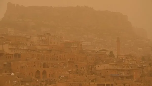 goz-gozu-gormeyecek-pes-pese-kritik-uyarilar-toz-tasinimi-geliyor-hava-durumu-1618688016173.jpeg Göz gözü görmeyecek! Peş peşe kritik uyarılar: 'Toz taşınımı' geliyor... | HAVA DURUMU-2