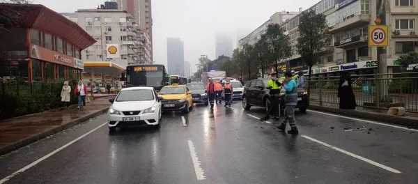 besiktasta-milyonluk-kaza-4-arac-birbirine-girdi-1634471183207.jpg Beşiktaş'ta milyonluk kaza! 4 araç birbirine girdi-8