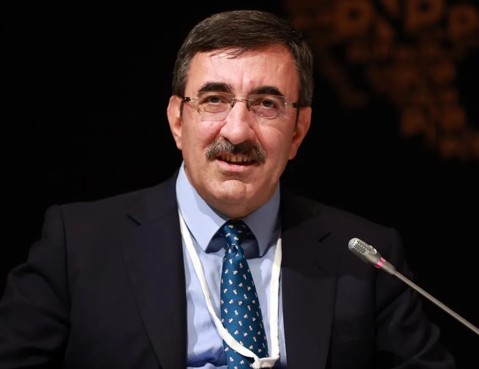 ‘Enflasyonda belirgin düşüş göreceğiz’