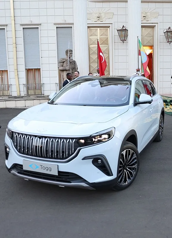 baskan-erdogandan-etiyopyada-togg-surprizi-ahmed-direksiyon-basina-gecti-1771347400967.jpeg Başkan Erdoğan’dan Etiyopya’da Togg sürprizi! Ahmed direksiyon başına geçti-2