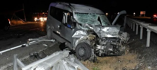 Kırıkkale’de tıra arkadan çarpan araç takla attı