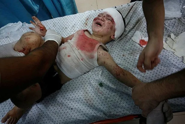 1697282870912.jpeg İsrail uçakları Gazze'ye ölüm kusarken o Rabbine sığındı! Bombardıman altında Bakara Suresi okudu: Allah sabredenlerle beraberdir-2