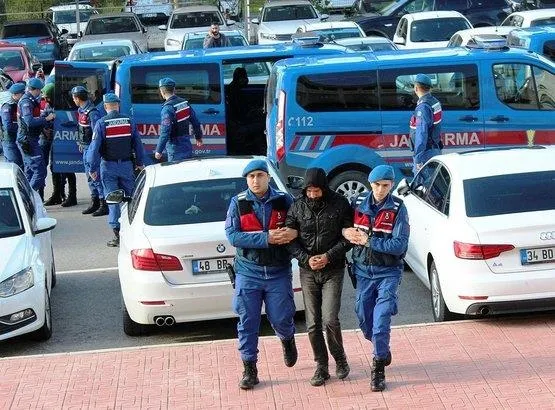 Son dakika: Bodrum'da göçmen kaçakçılığı gözaltısı-1