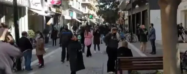 SON DAKİKA! Yunanistanda 6,2lik deprem! Halk sokaklara döküldü! İlk görüntüler