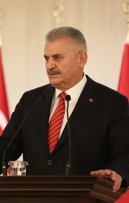 Yıldırım: Ya siz yapın ya da biz size yaptırırz