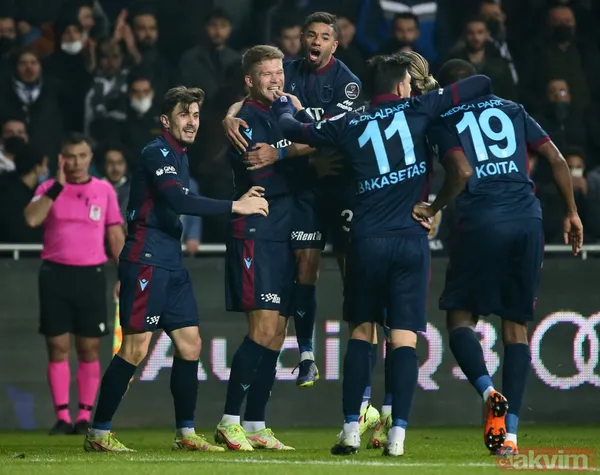 Akyazı'da usta-çırak kapışması! İşte Trabzonspor-Başakşehir maçının muhtemel 11'leri - 13