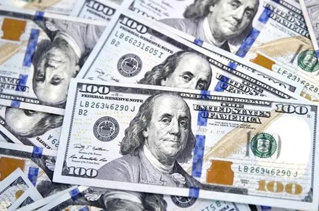 İran'da dolar rekor kırdı