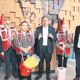 CHP’de kaka temizliği