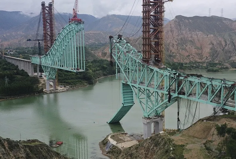 Ölü ve yaralılar var