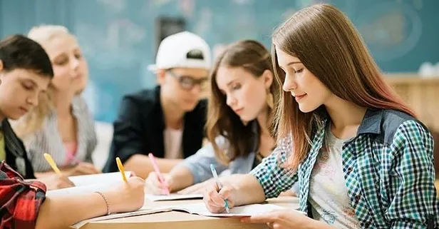 Liselilere iş fırsatı