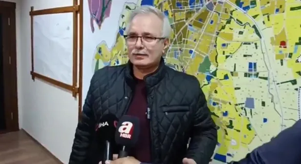 saadet-partili-kozan-belediye-baskani-kazim-ozgan-ak-partiye-gecti-baskan-erdogana-destegini-ilan-etti-7li-ter-1681767990344.jpeg Saadet Partili Kozan Belediye Başkanı Kazım Özgan AK Parti'ye geçti! Başkan Erdoğan'a desteğini ilan etti: "7'li terörle kol kola"-5