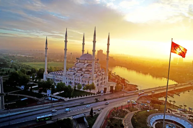 Büyük Çamlıca Camii'ne Ramazan arifesinde yoğun ilgi-2