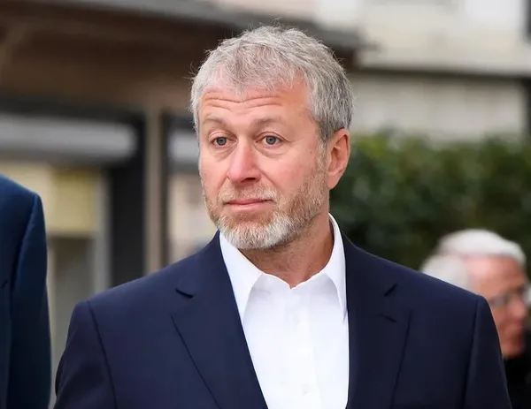 Roman Abramovich’in yeni yatı Buckingham Sarayı’ndan bile daha büyük-12