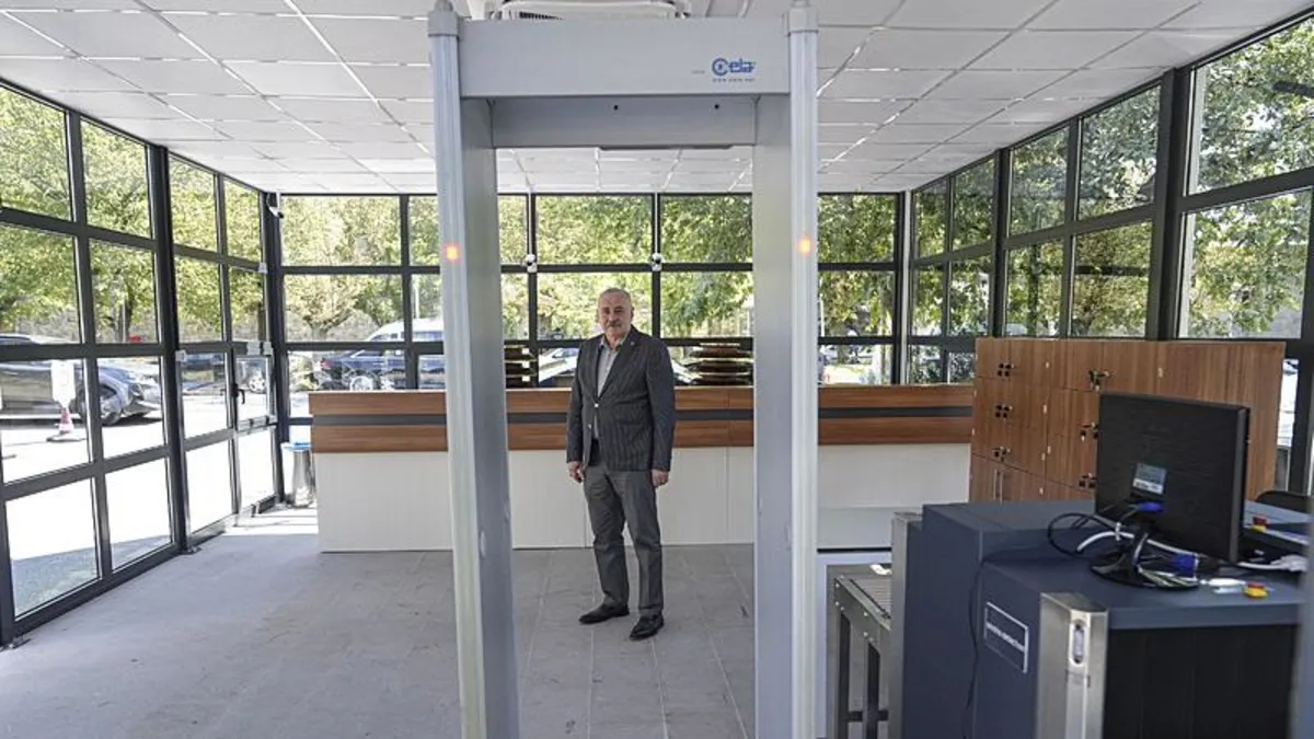 TBMM'ye ziyaretçi girişinde yeni dönem başlıyor: Yeni kapı açıldı