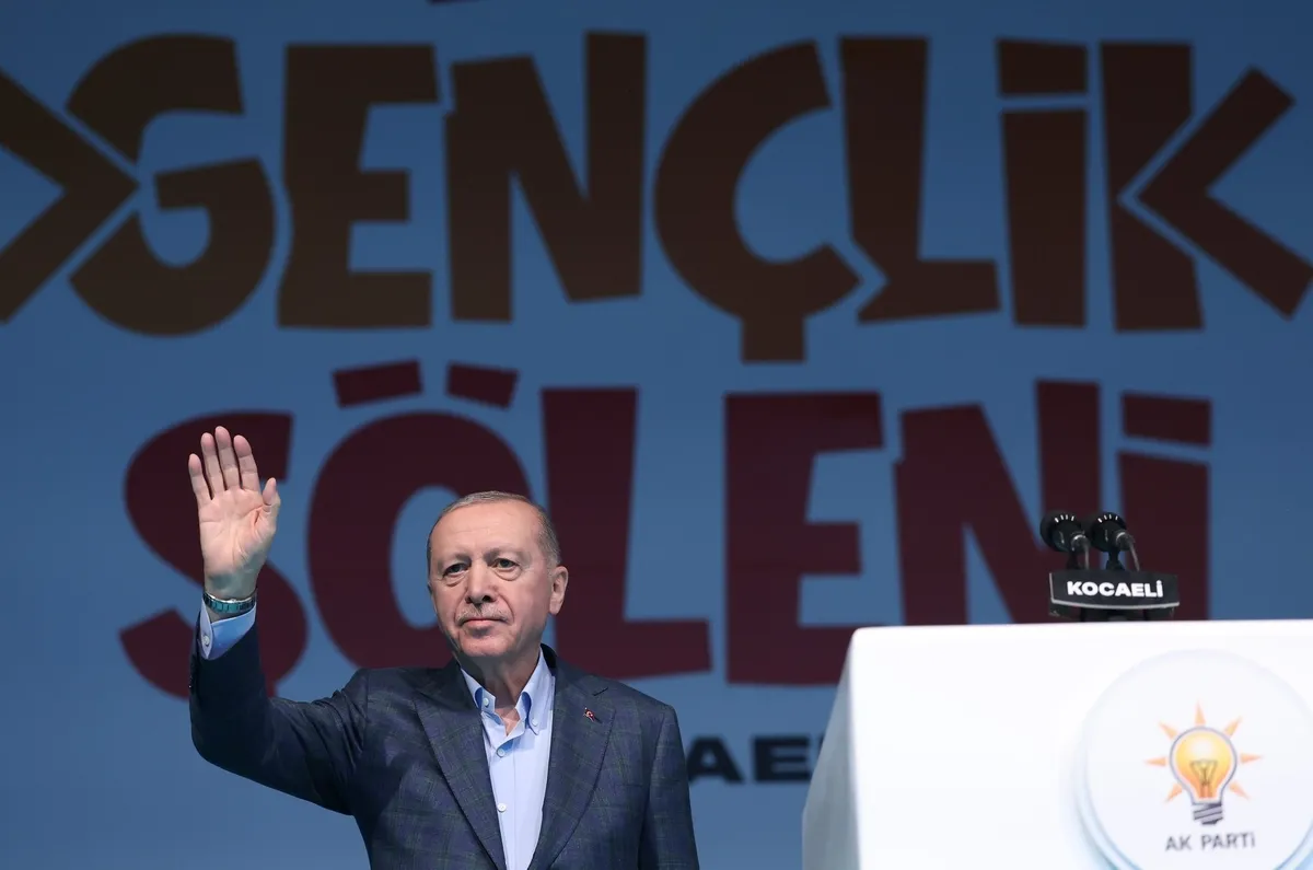 Başkan Erdoğan’dan gençlere Türkiye Yüzyılı mesajı: Gençler güçlüyse millet de devlet de güçlü-6